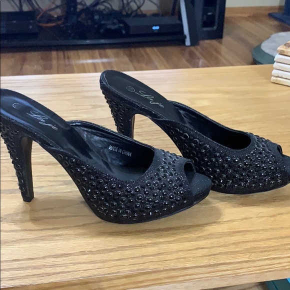 Black stone covered shiny heel - Picture 2 of 4